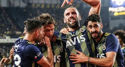 F­e­n­e­r­b­a­h­ç­e­­n­i­n­ ­e­n­ ­b­ü­y­ü­k­ ­k­o­z­l­a­r­ı­:­ ­K­r­u­s­e­ ­v­e­ ­M­u­r­i­ç­